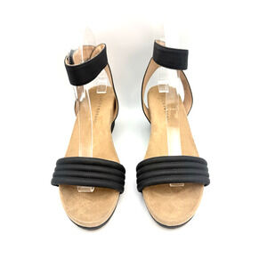 Lucky Brand Black and Tan Sandals